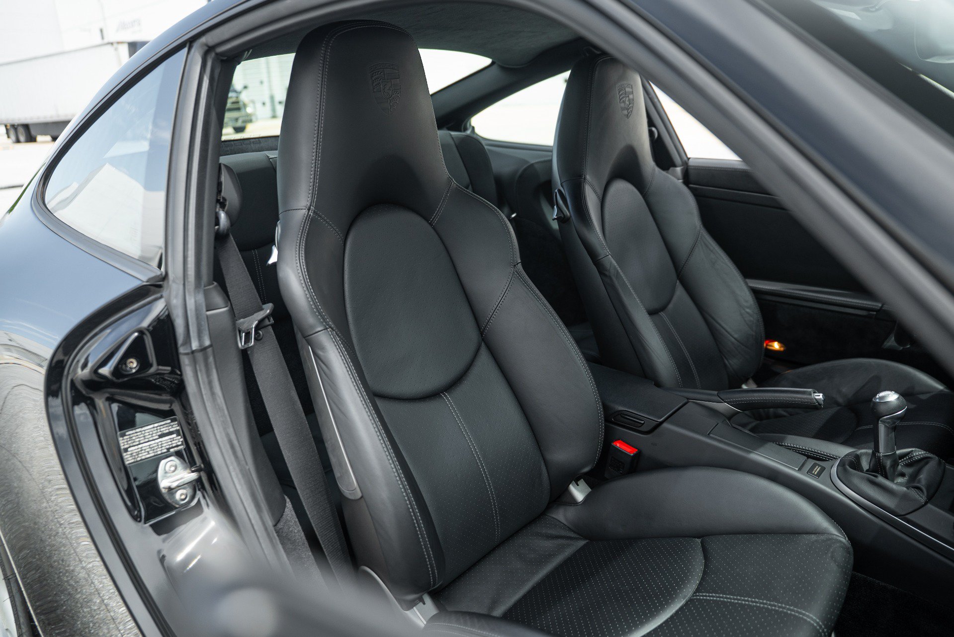 Used 2006 Porsche 911 Carrera S RWD image 6