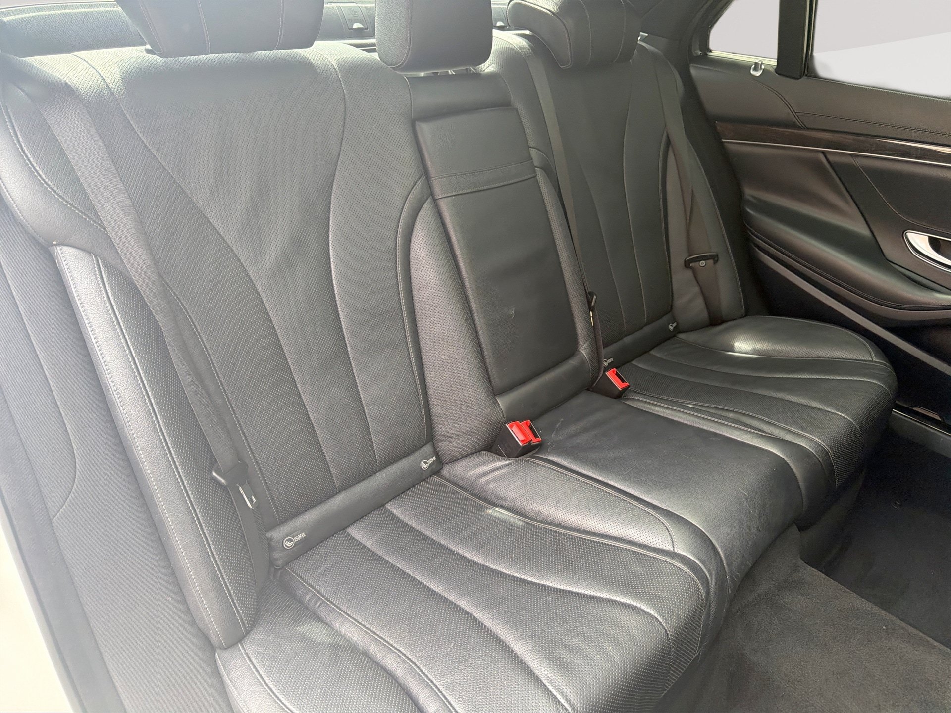 Used 2016 Mercedes-Benz S 550 Sedan image 27