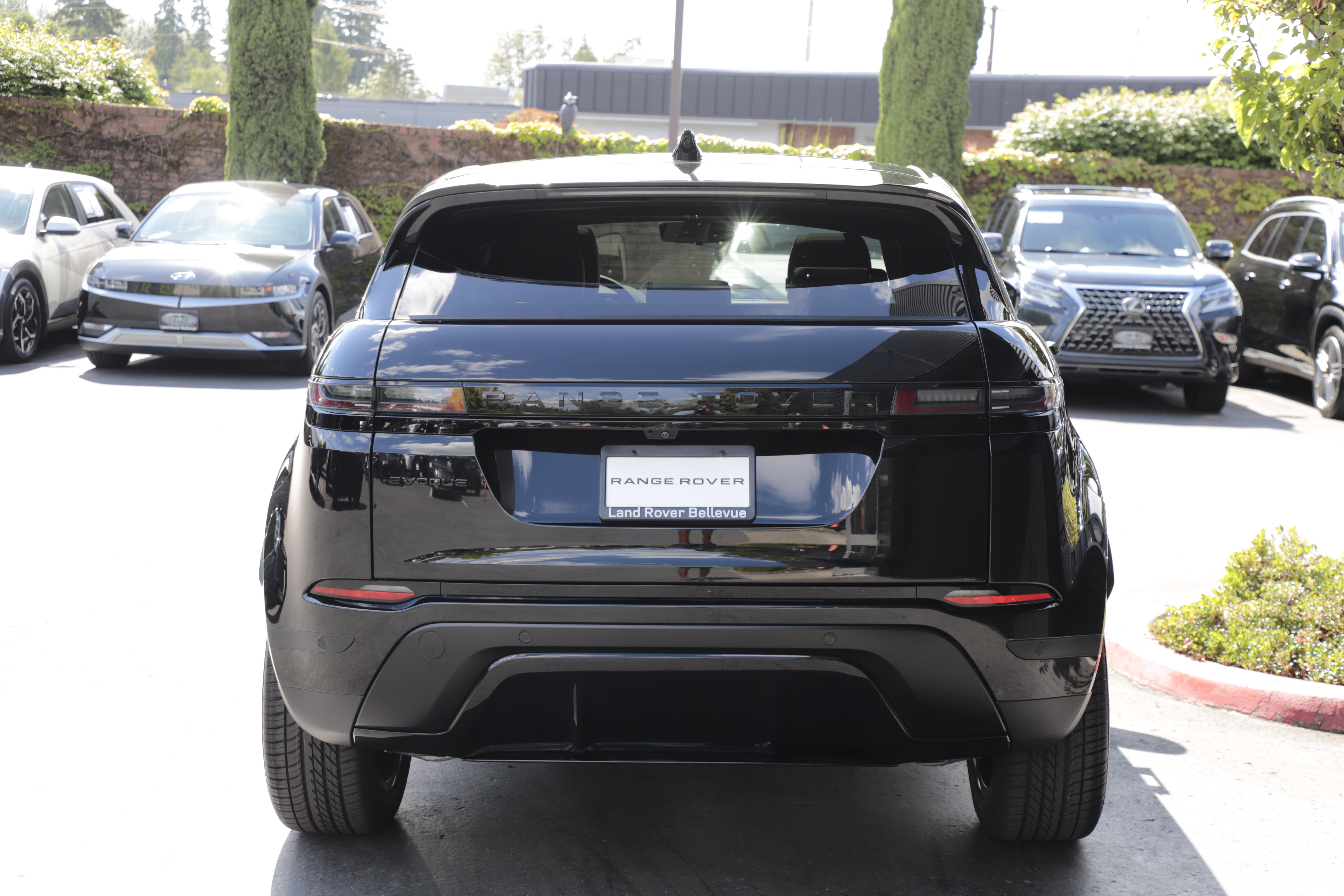 New 2026 Land Rover Range Rover Evoque S AWD/4WD image 5