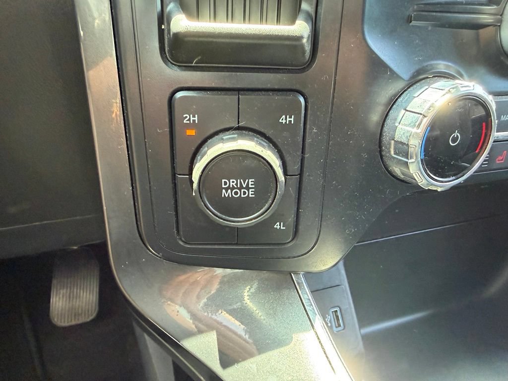 Used 2022 Ford F150 XLT w/ Equipment Group 302A High AWD/4WD image 30