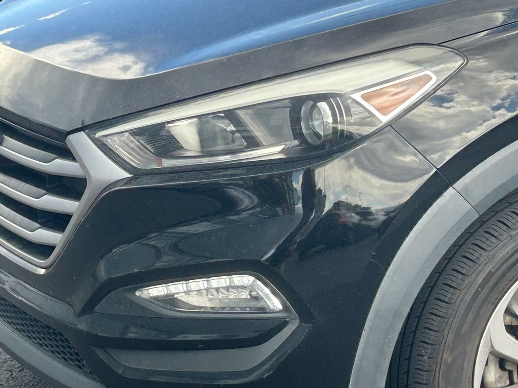 Used 2018 Hyundai Tucson SEL Plus w/ Cargo Package AWD/4WD image 12