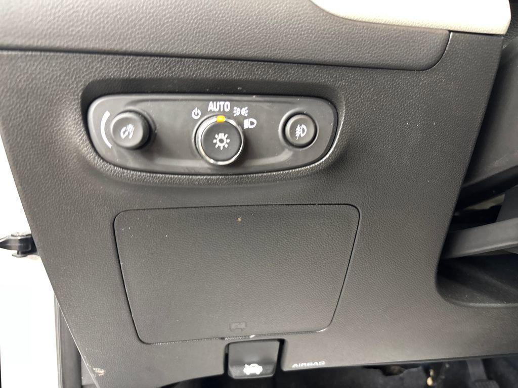 Used 2023 Buick Encore GX Select FWD image 26