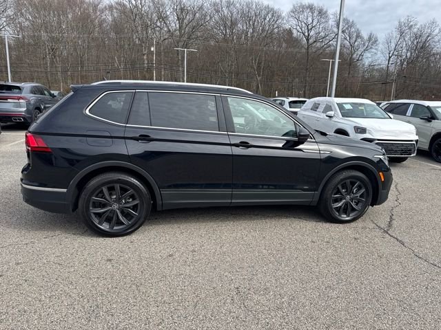 Certified 2024 Volkswagen Tiguan SE w/ Panoramic Sunroof Package image 10