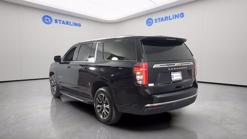 Used 2024 Chevrolet Suburban LT AWD/4WD image 6