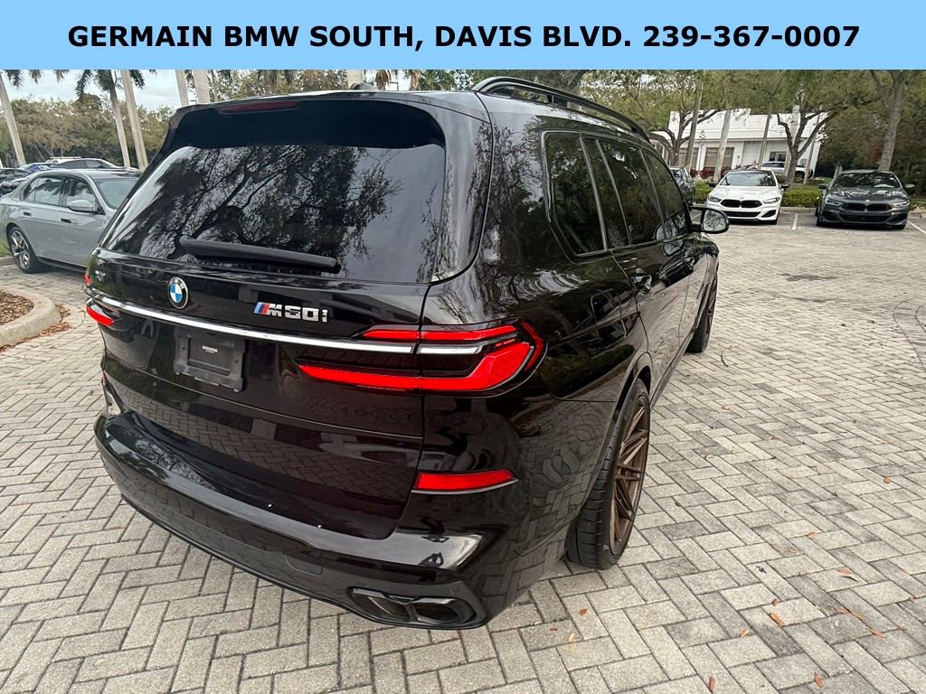 Used 2023 BMW X7 M60i image 8