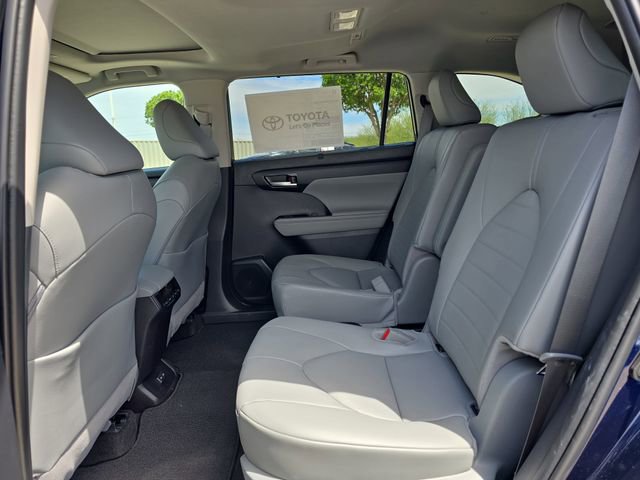 New 2026 Toyota Highlander XLE AWD/4WD image 15
