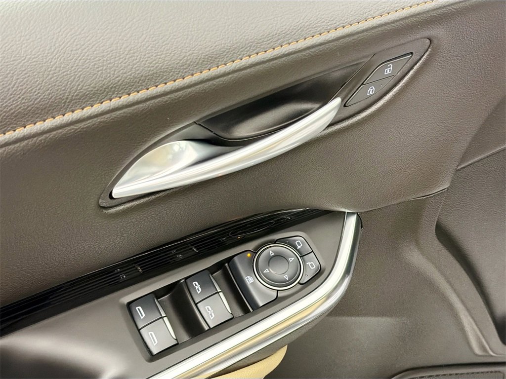 Used 2024 Cadillac XT4 Luxury image 18