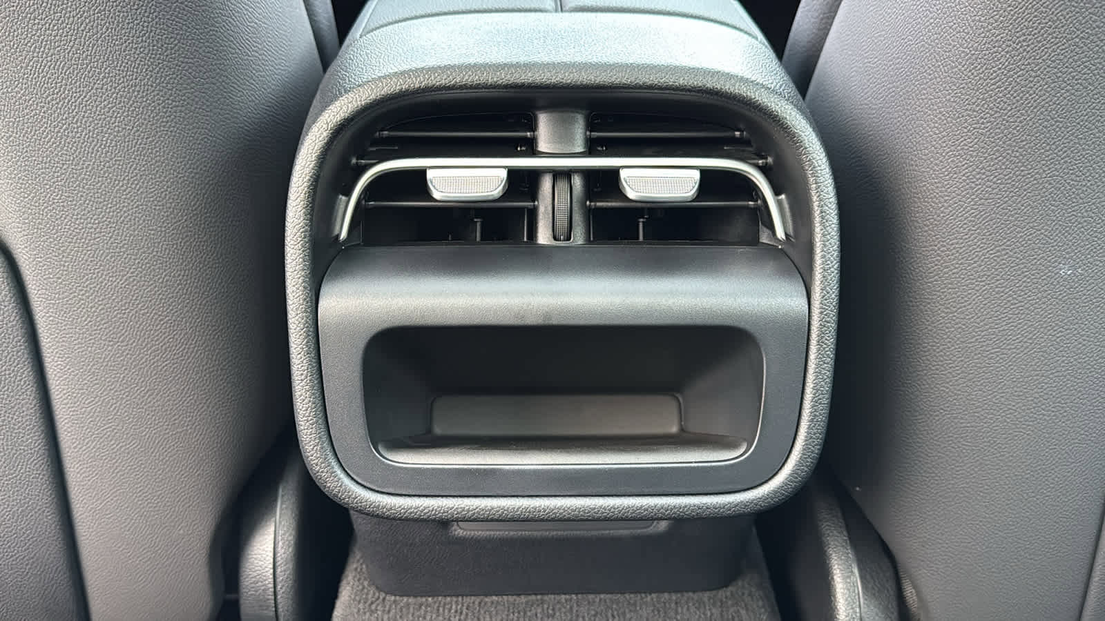 New 2026 Mercedes-Benz E 350 4MATIC Sedan image 28