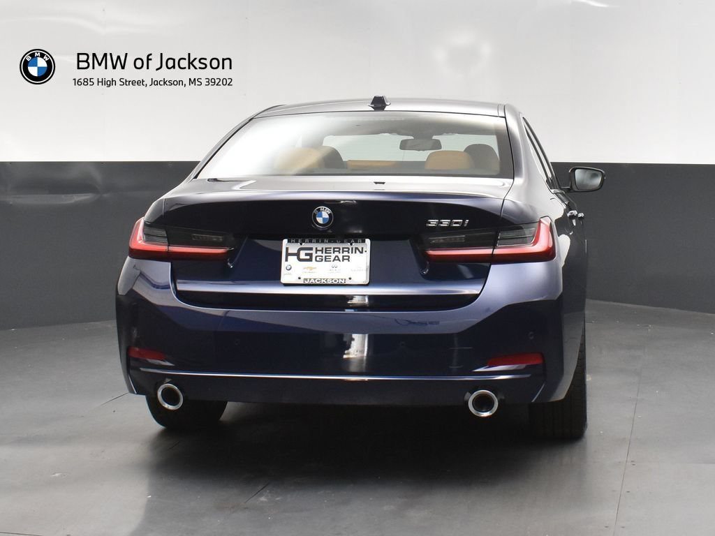 New 2026 BMW 330i Sedan w/ Convenience Package RWD image 7