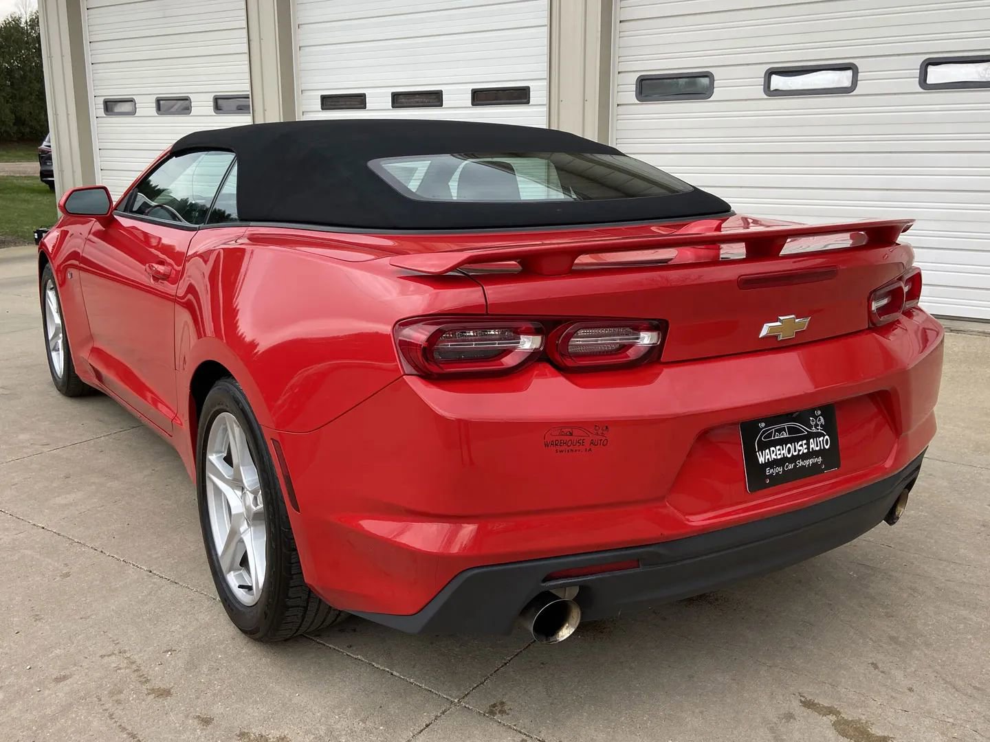 Used 2023 Chevrolet Camaro LT image 8