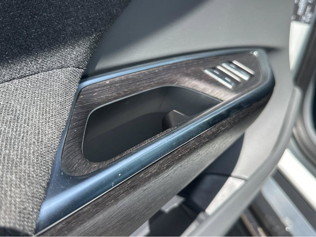 Used 2024 Lucid Air Pure RWD image 32