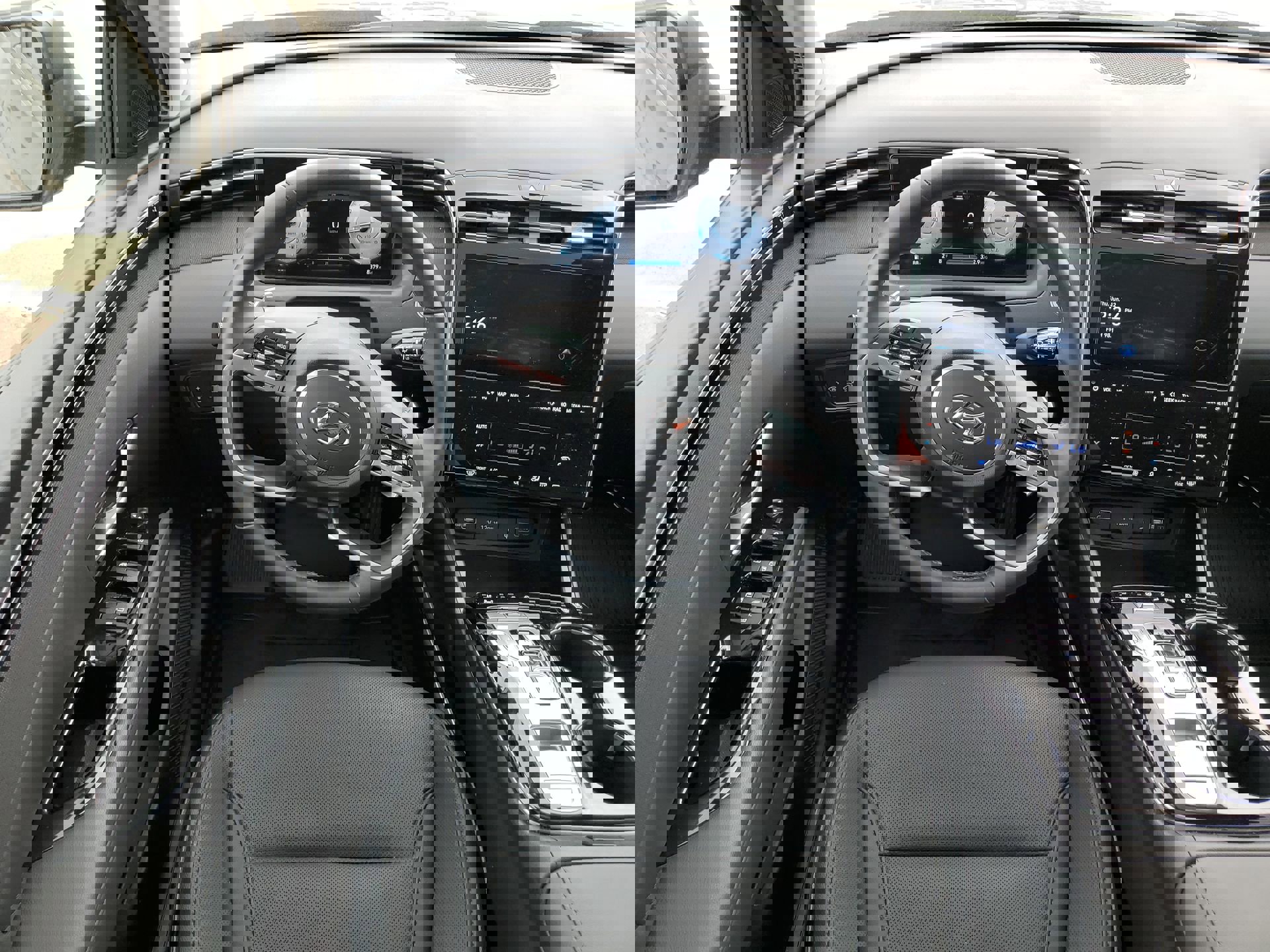 Used 2024 Hyundai Tucson Limited image 18