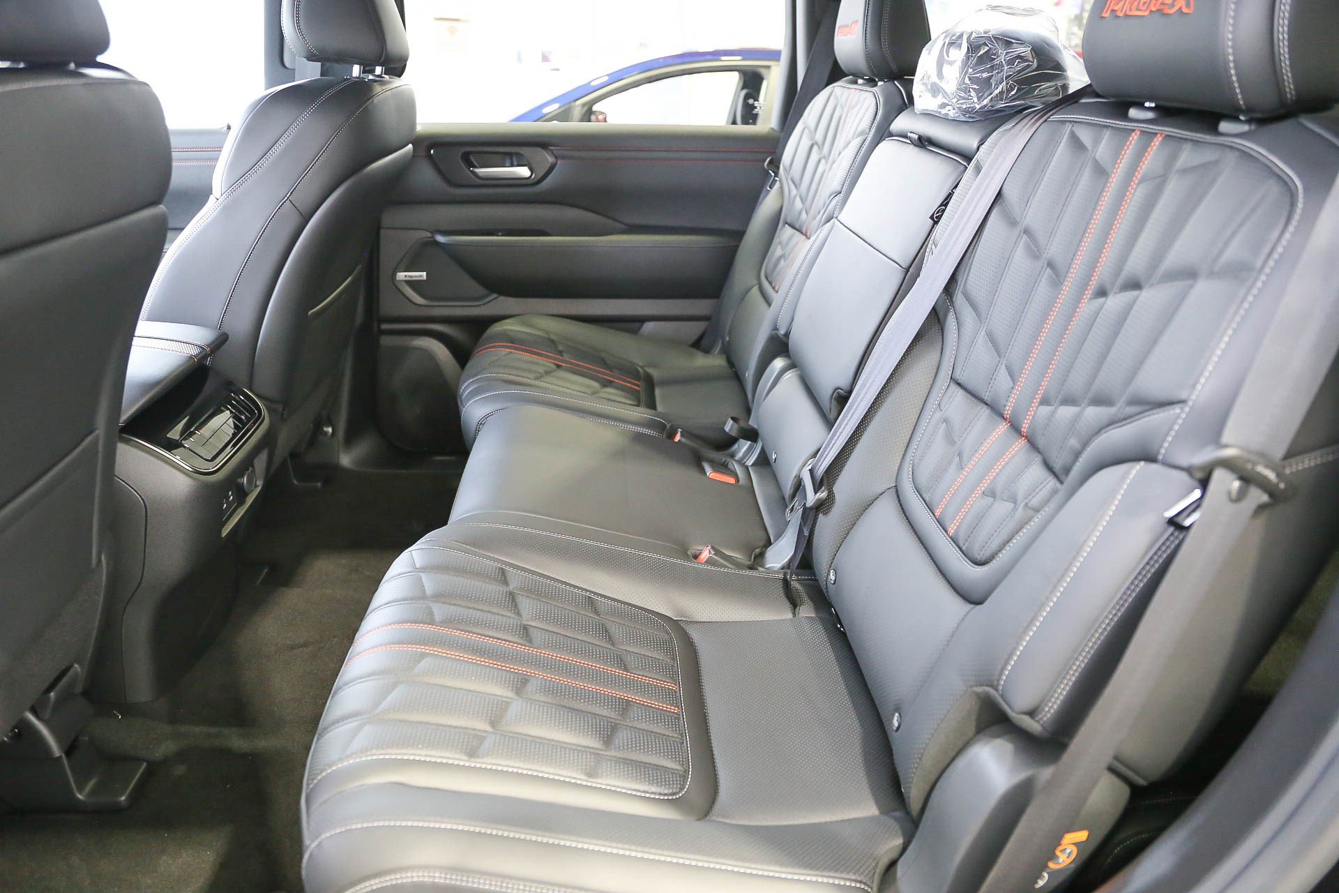 New 2025 Nissan Armada PRO-4X image 22