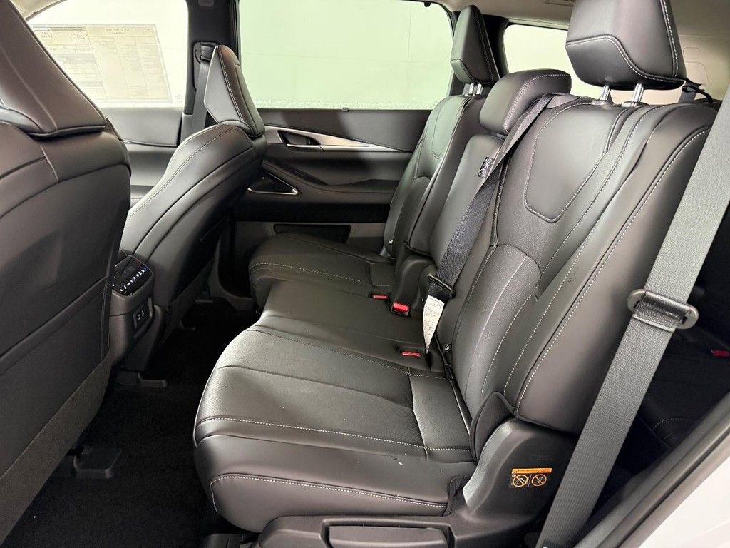 New 2026 INFINITI QX60 Luxe w/ Cargo Package image 13