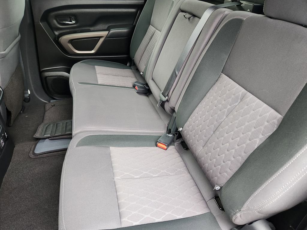Used 2024 Nissan Titan SV w/ SV Bronze Edition Package image 11
