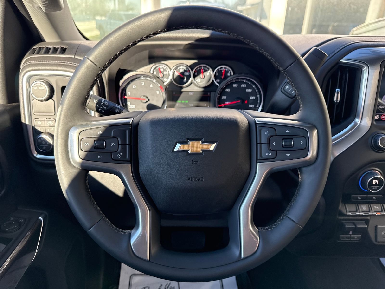 Used 2023 Chevrolet Silverado 2500 LT w/ Convenience Package image 14