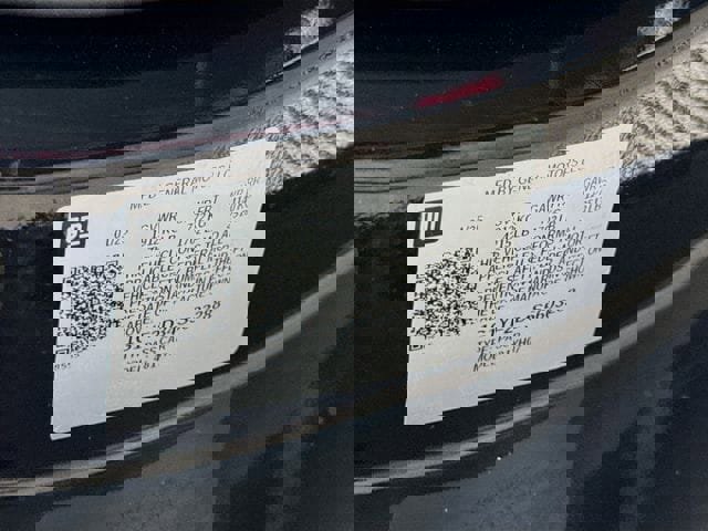 Used 2025 Chevrolet Corvette Z06 image 32