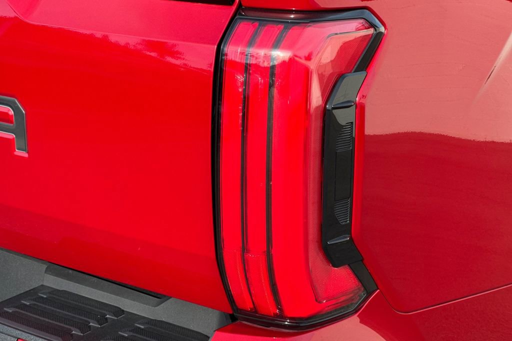 Used 2023 Toyota Tundra Platinum image 33