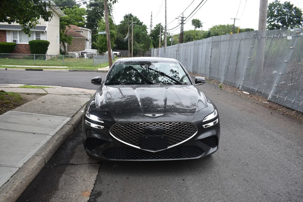 Used 2025 Genesis G70 2.5T AWD/4WD image 3