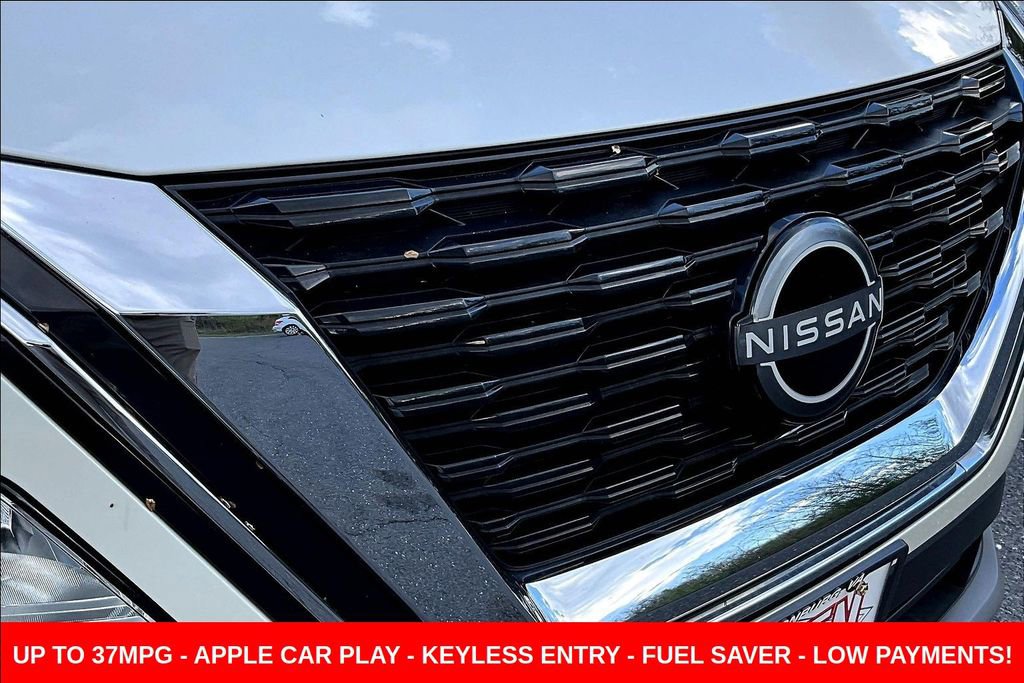 Used 2023 Nissan Rogue SV image 31