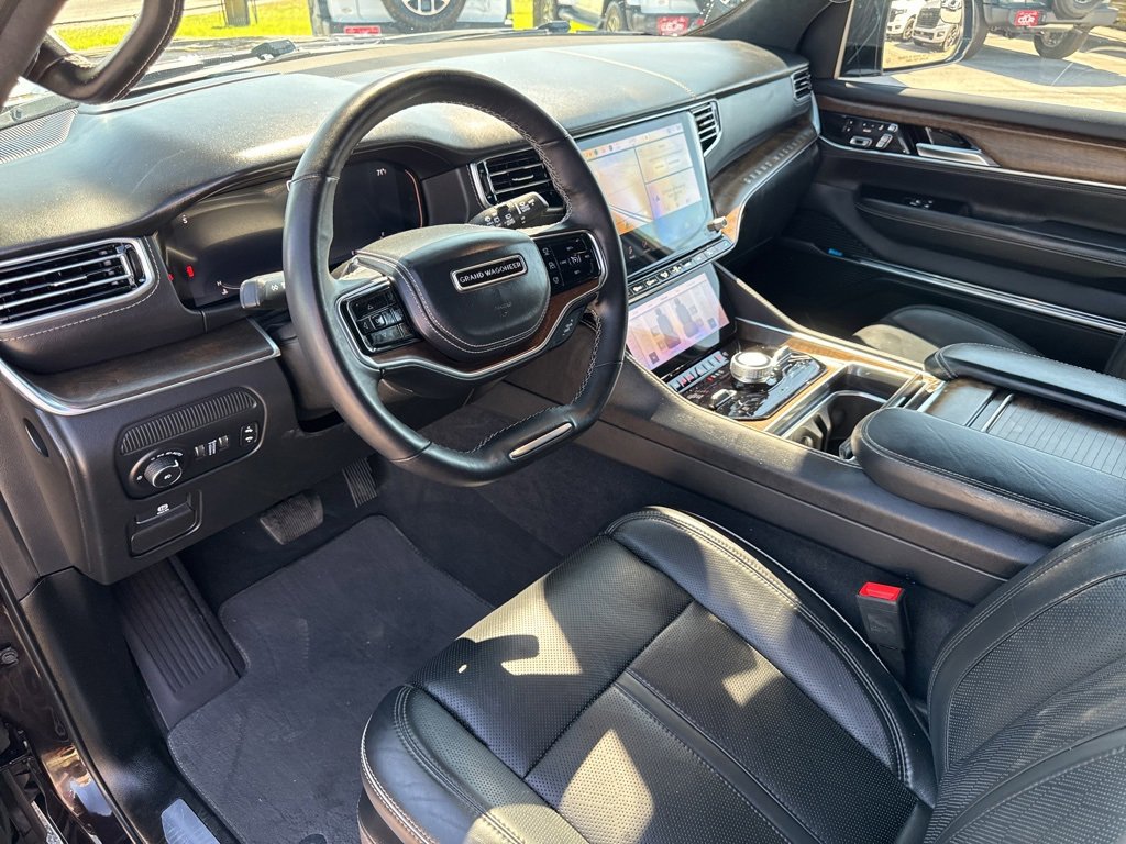 Used 2023 Jeep Grand Wagoneer L Series II image 45