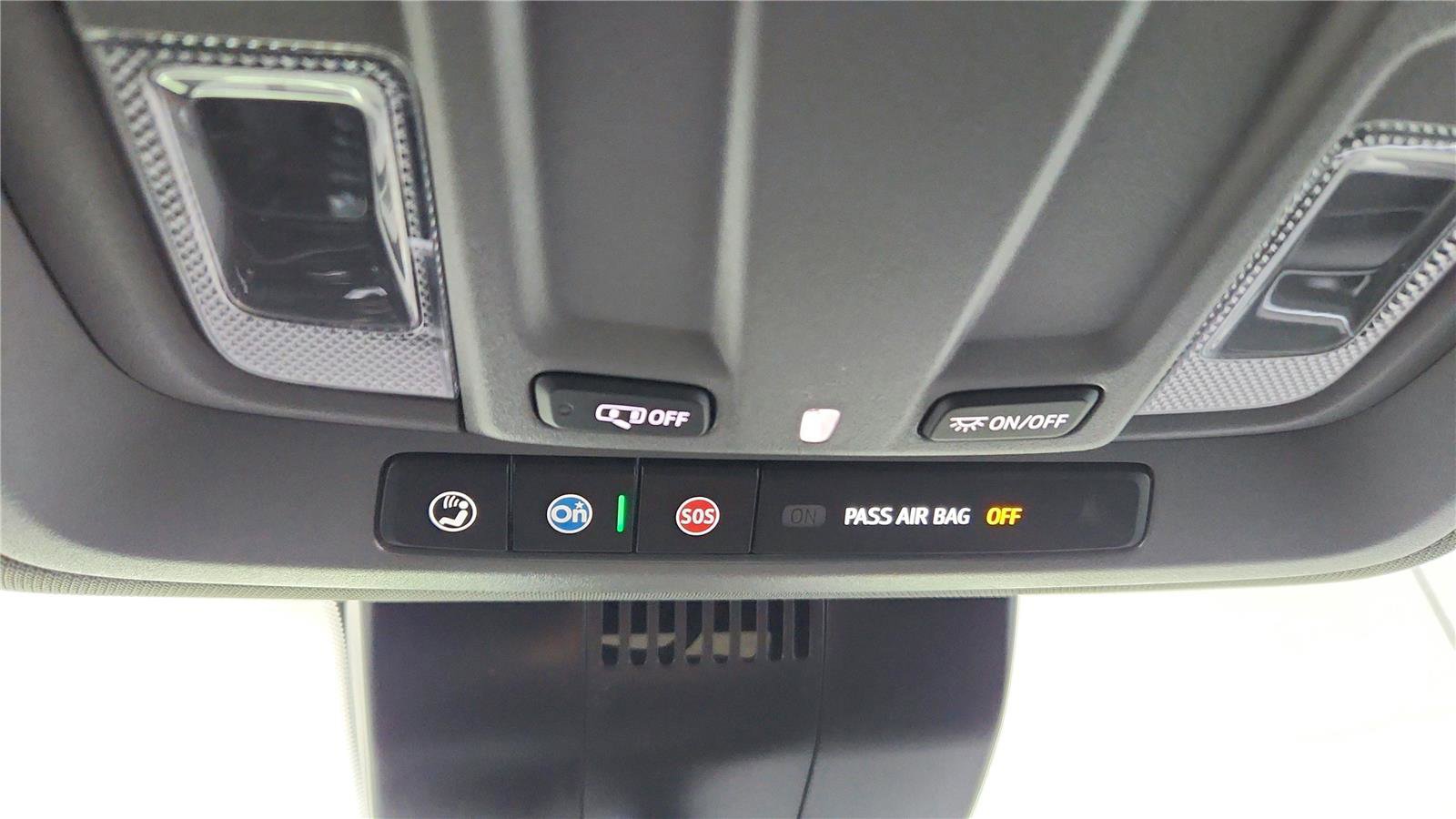 Used 2025 GMC Sierra 1500 SLE image 37