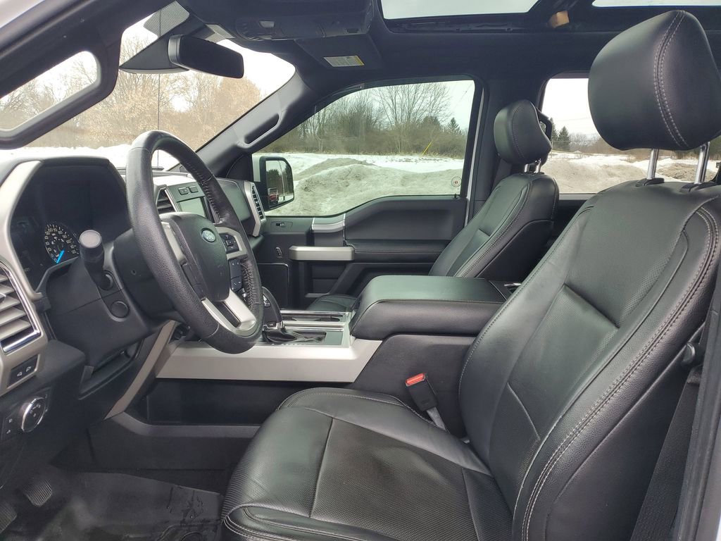 Used 2016 Ford F150 Lariat w/ Equipment Group 502A Luxury image 8