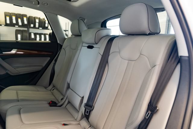 Used 2024 Audi Q5 2.0T Premium Plus w/ Premium Plus Package AWD/4WD image 28