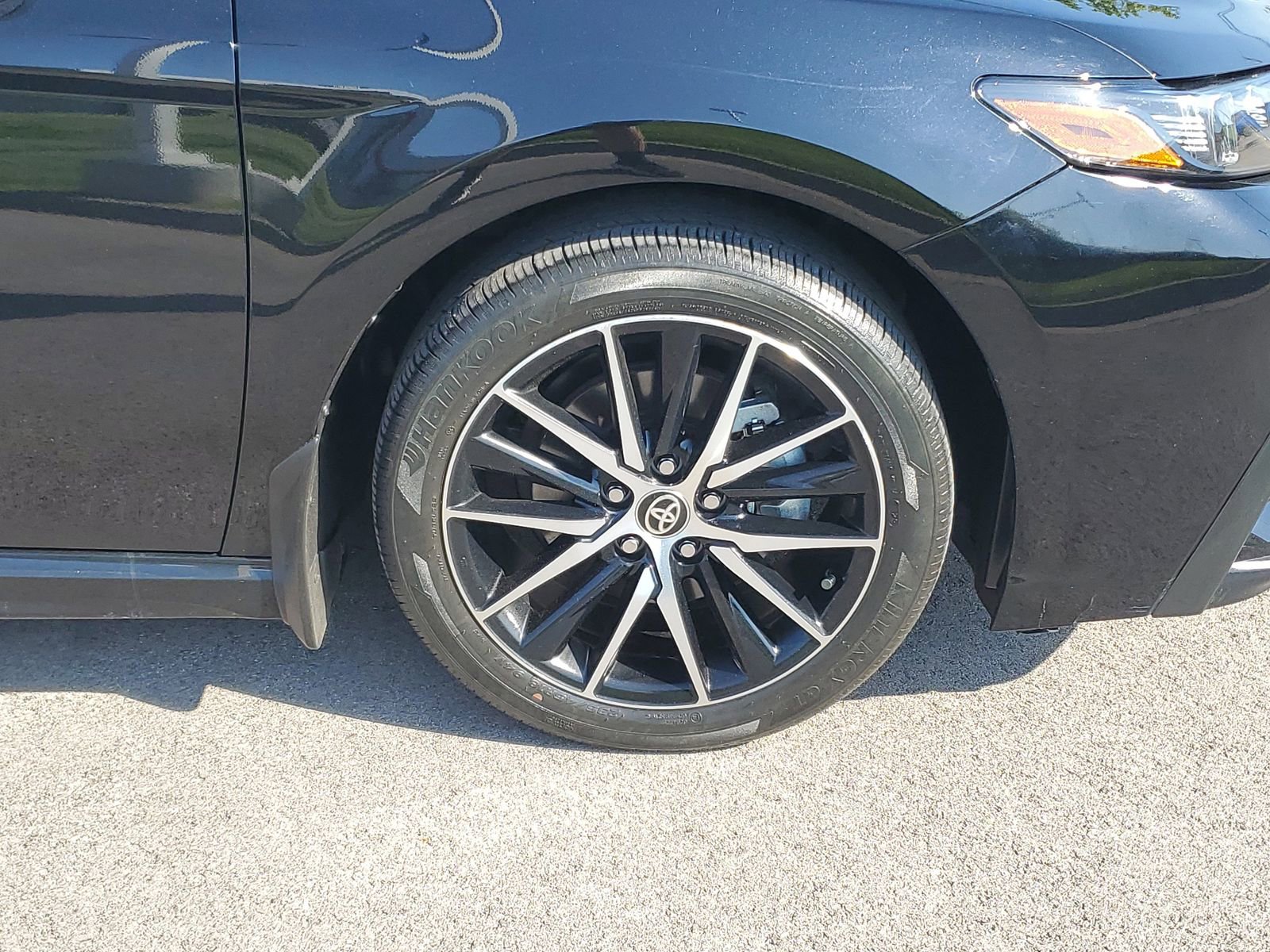 Certified 2024 Toyota Camry SE AWD/4WD image 6