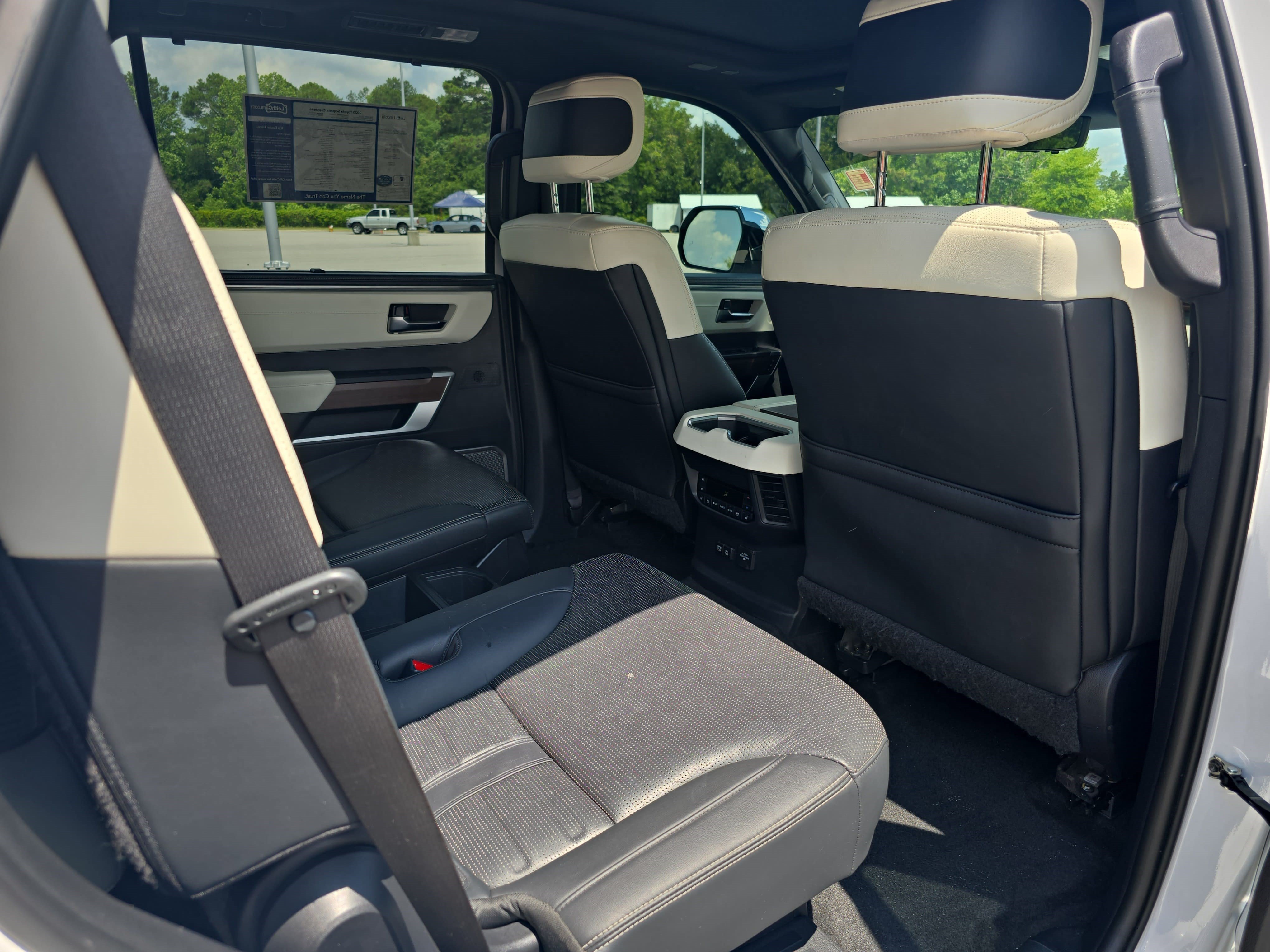 Used 2023 Toyota Sequoia Capstone AWD/4WD image 11
