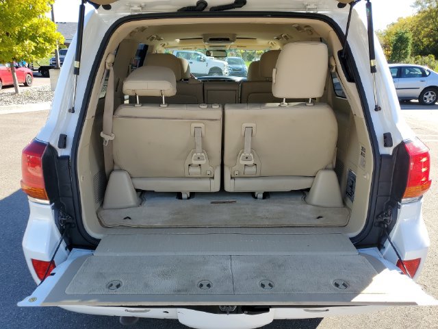 Used 2011 Lexus LX 570 4WD image 7
