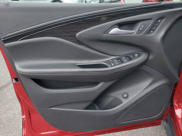 Used 2017 Buick Envision Essence FWD image 10