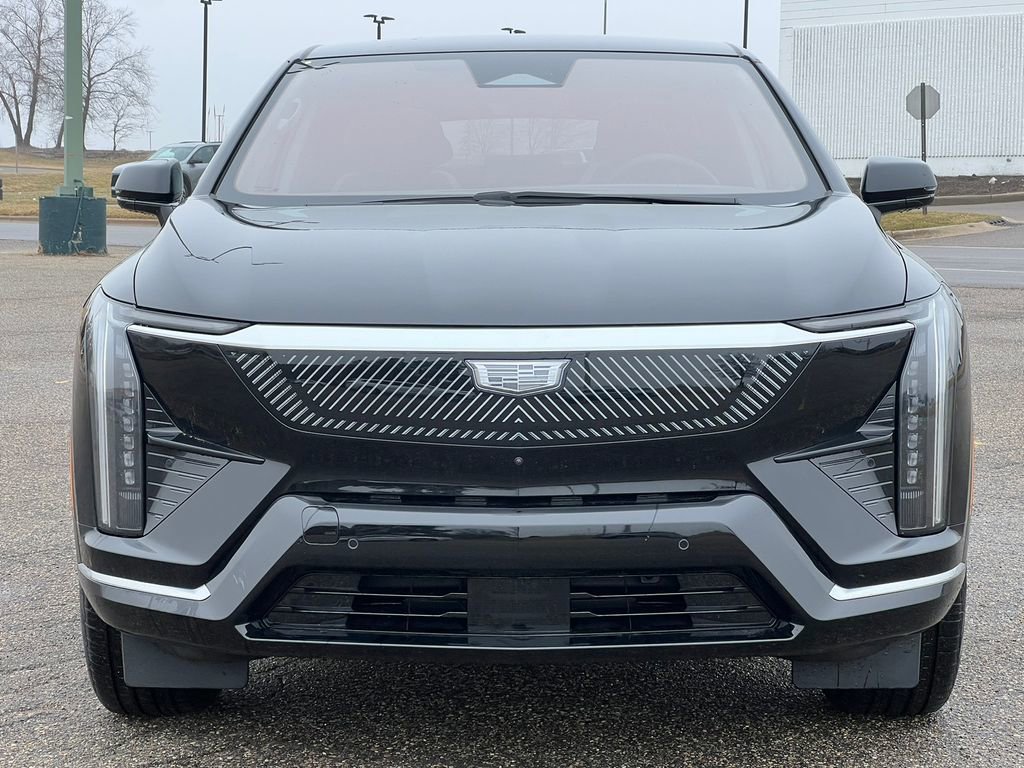 New 2026 Cadillac Optiq Luxury 1 image 37