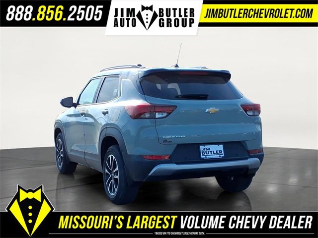 New 2026 Chevrolet TrailBlazer LT w/ Driver Confidence Package image 2