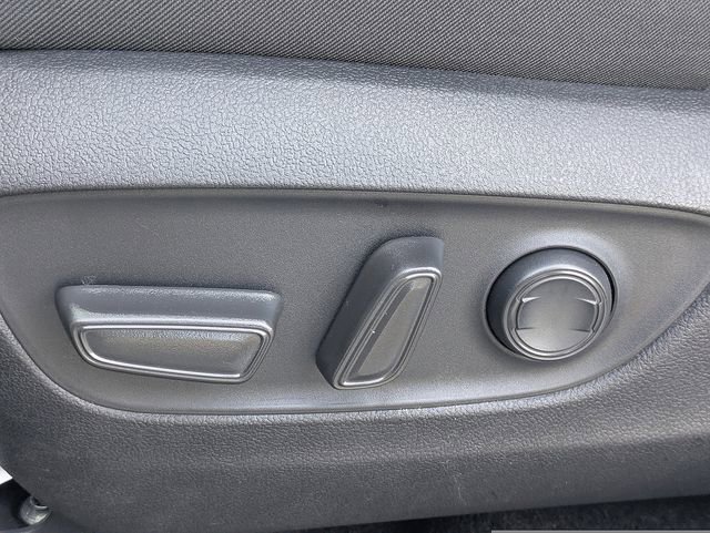 Used 2023 Toyota RAV4 XLE w/ Convenience Package FWD image 22