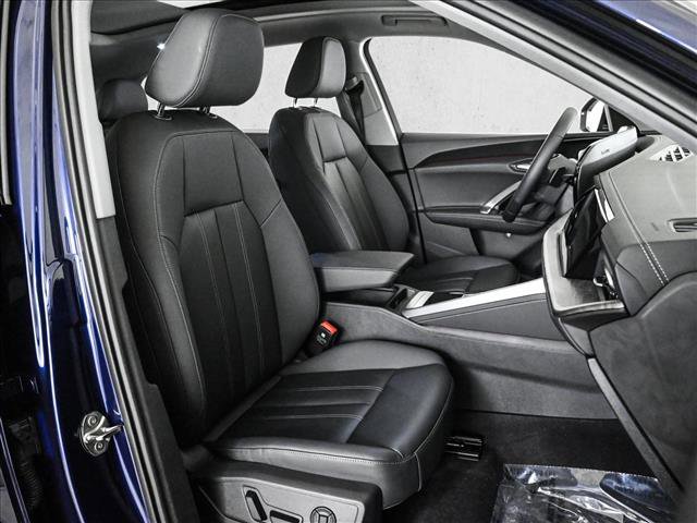 Certified 2025 Audi Q5 Premium w/ Convenience Package image 22