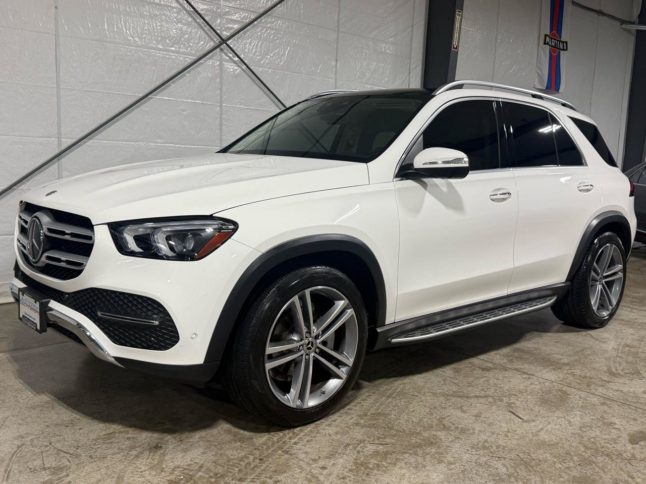 Used 2022 Mercedes-Benz GLE 350 4MATIC image 3