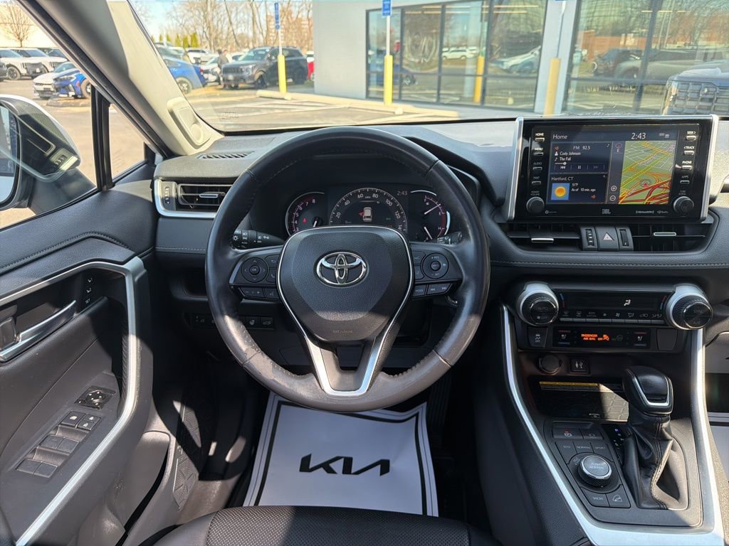 Used 2019 Toyota RAV4 Limited w/ Advanced Technology Package image 25