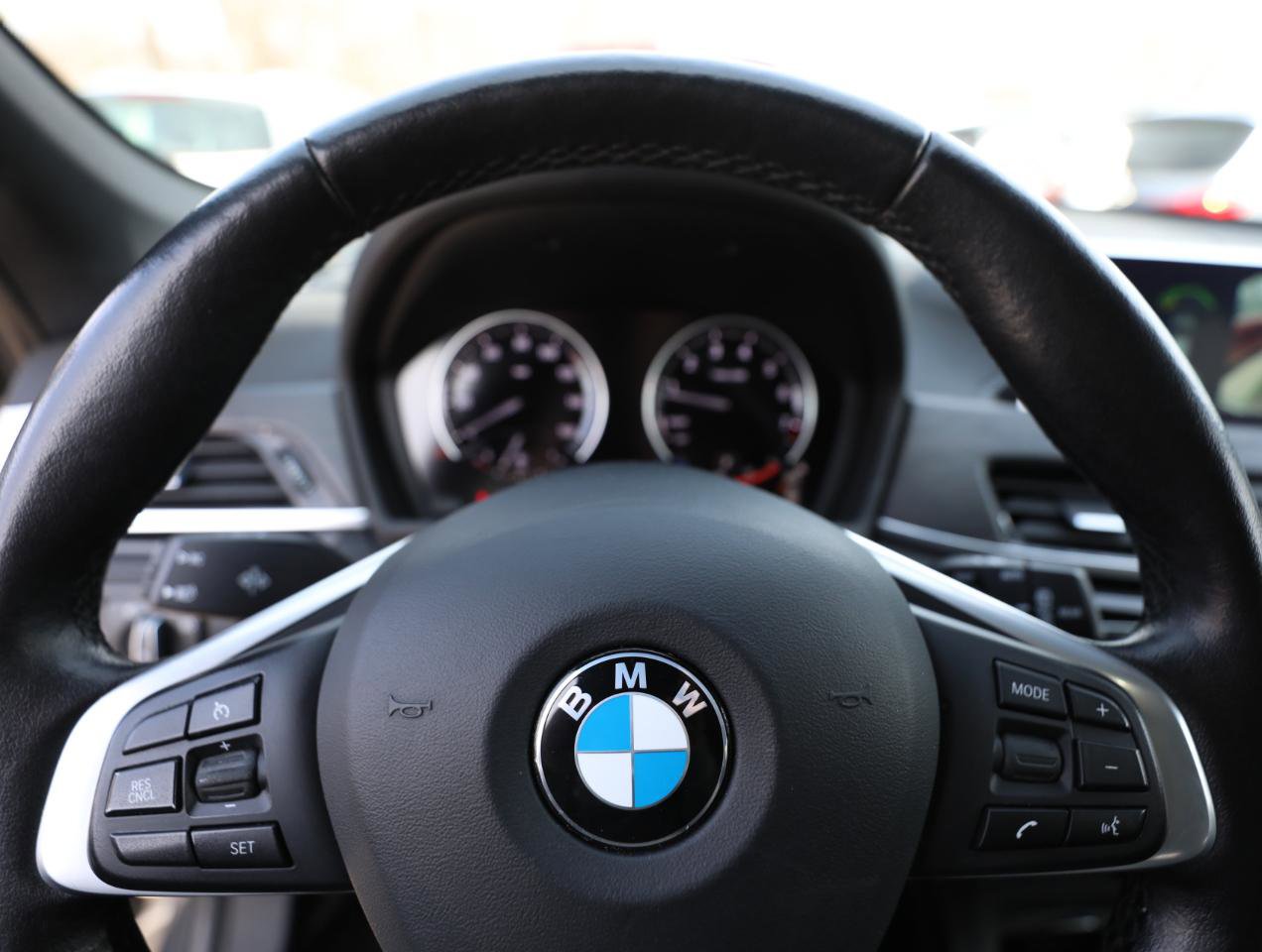Used 2018 BMW X1 xDrive28i w/ Premium Package AWD/4WD image 29