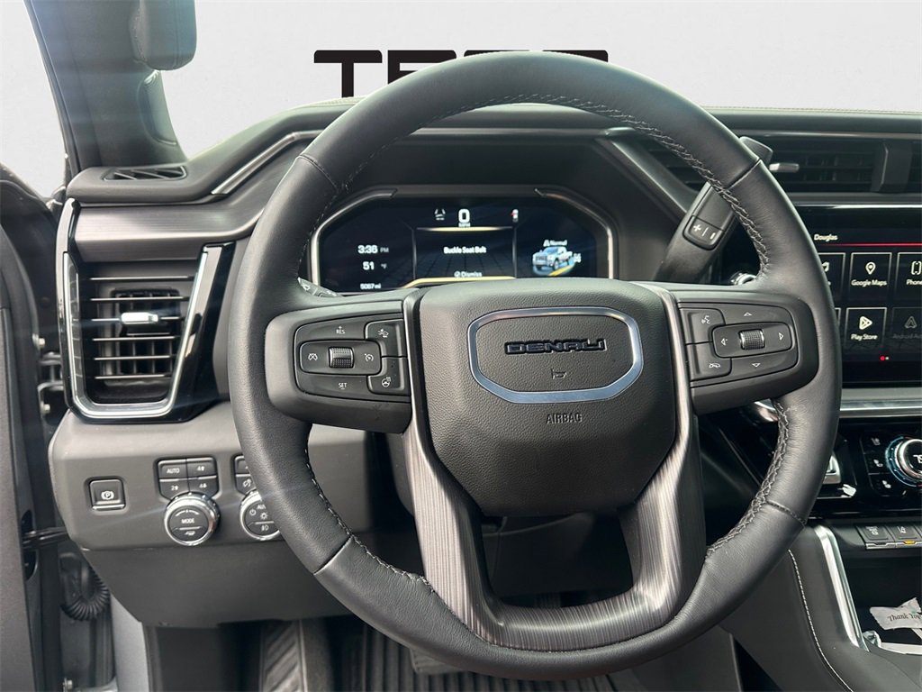 Used 2025 GMC Sierra 2500 Denali Ultimate image 17