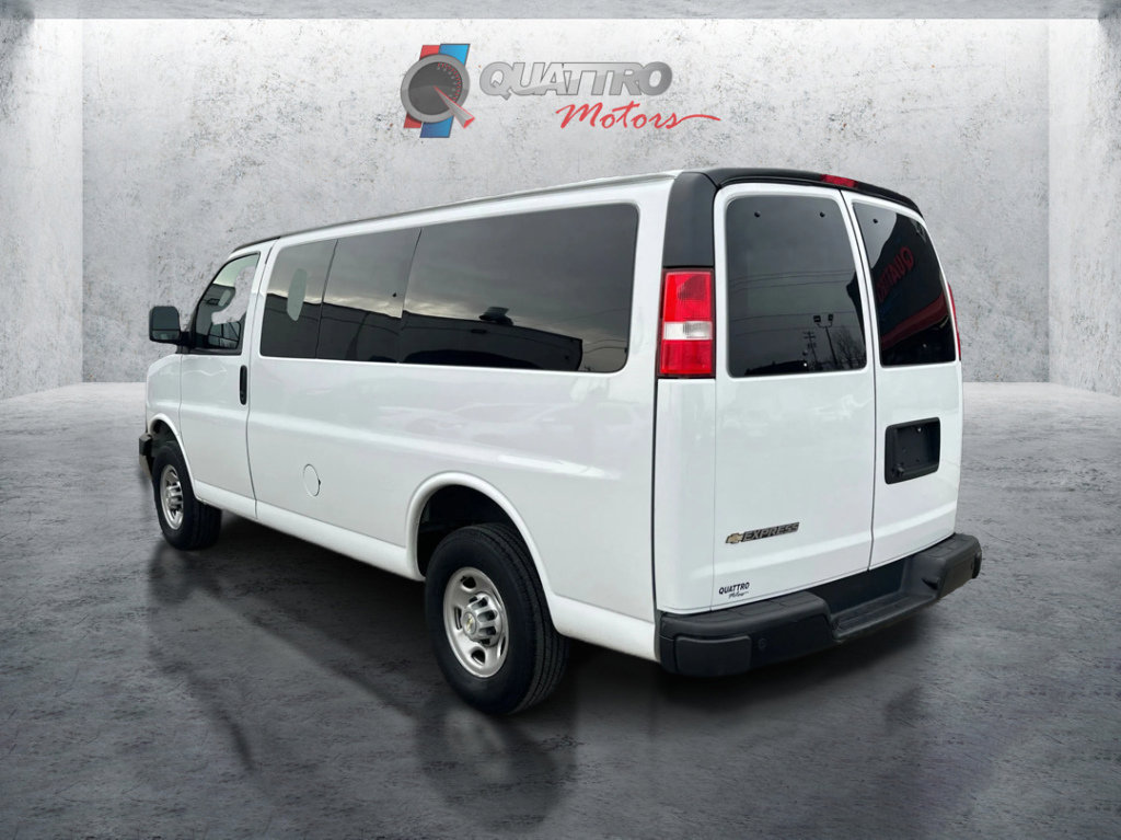 Used 2023 Chevrolet Express 3500 LS image 3
