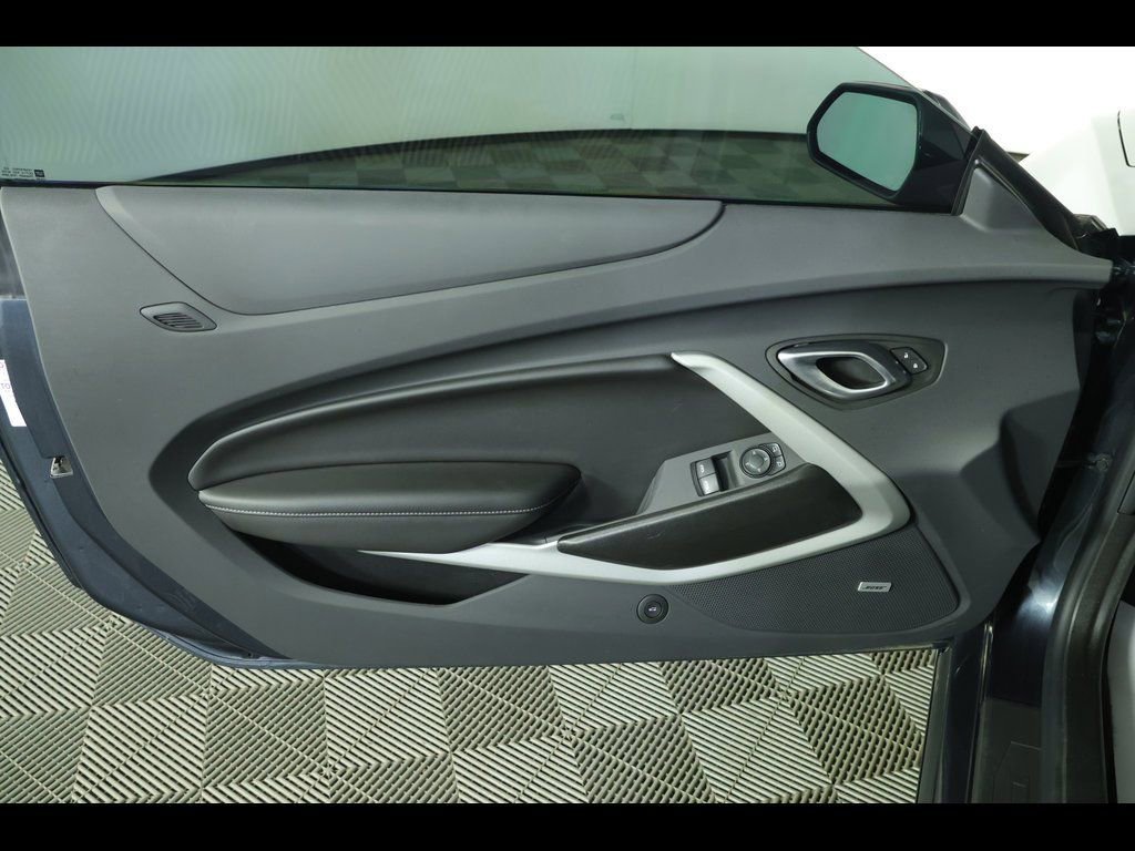 Used 2022 Chevrolet Camaro LT w/ RS Package image 22