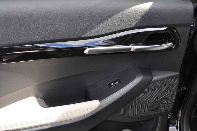 Used 2023 Kia Seltos EX image 19