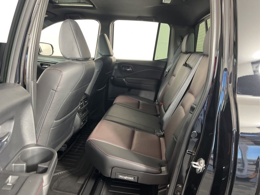 Certified 2025 Honda Ridgeline Black Edition image 21