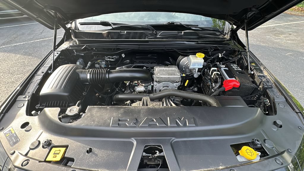 Used 2023 RAM 1500 Big Horn AWD/4WD image 40