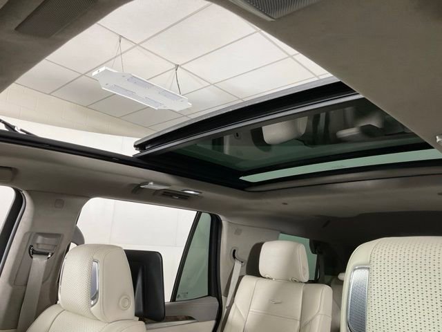 Certified 2025 Cadillac Escalade Premium Luxury Platinum image 23