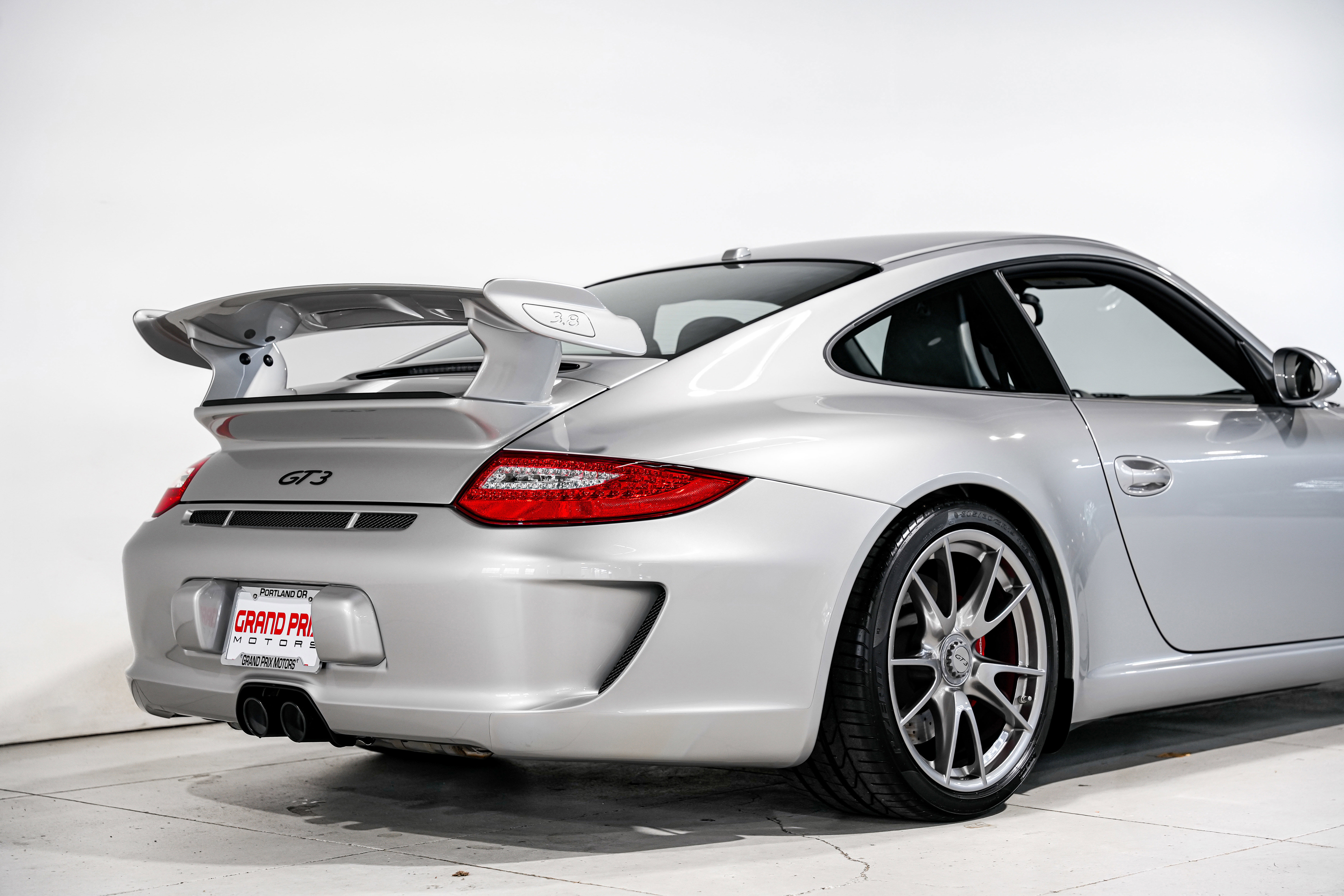 Used 2010 Porsche 911 GT3 image 35