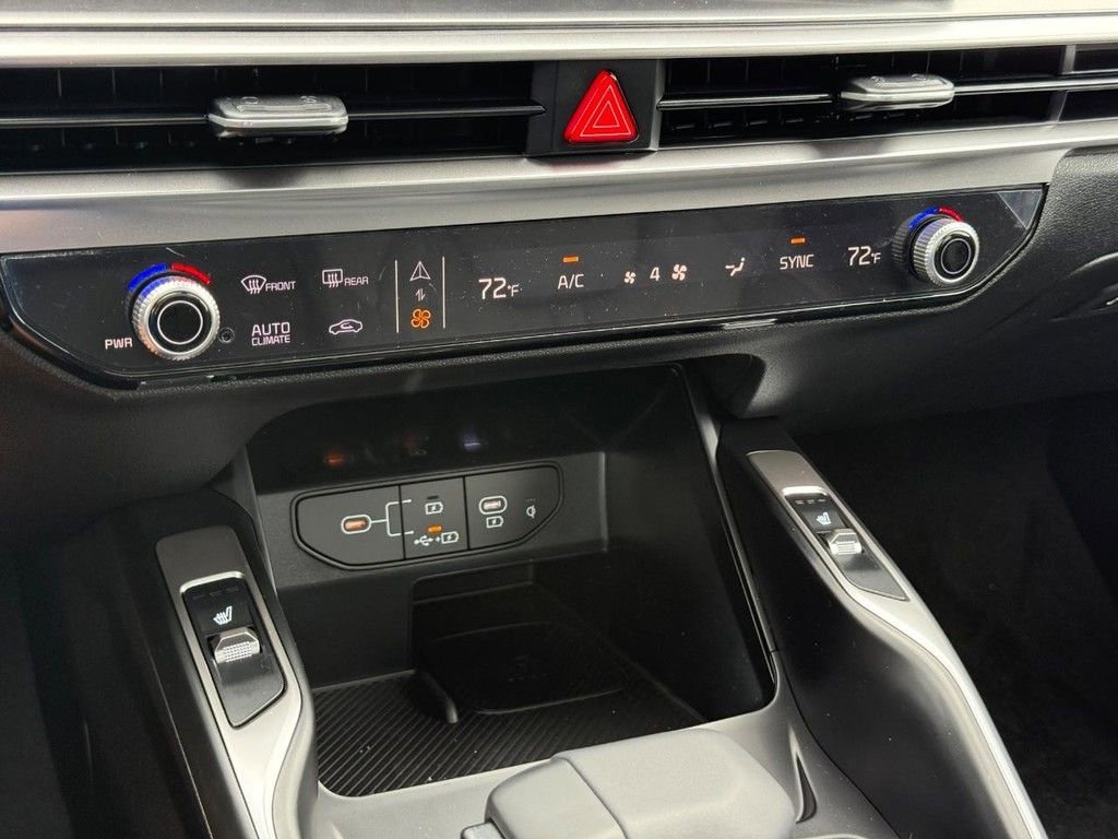 New 2026 Kia Sorento S w/ S Panoramic Sunroof Package image 18