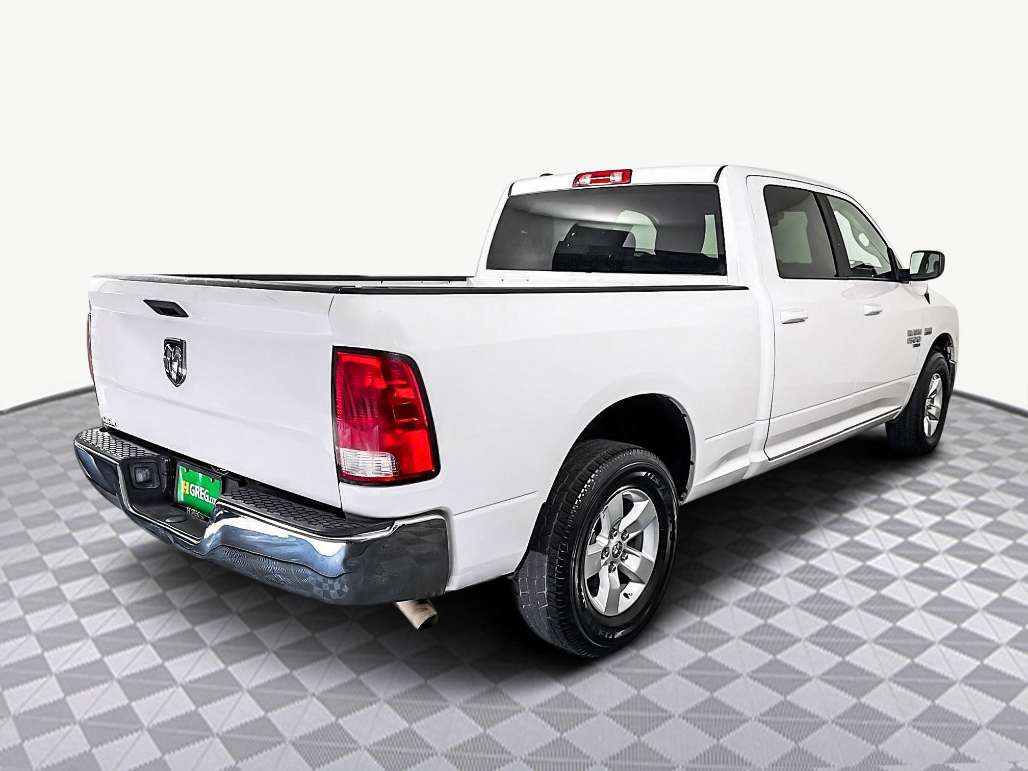 Used 2021 RAM 1500 Classic SLT image 10