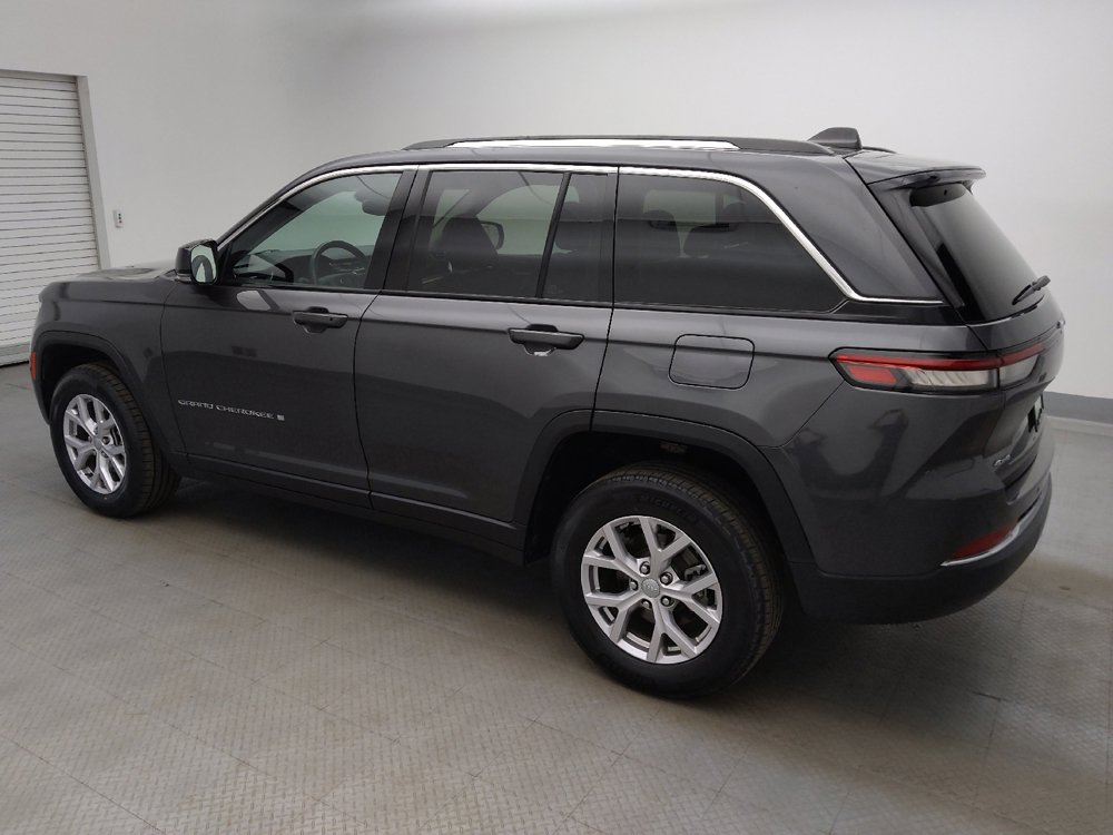 Used 2022 Jeep Grand Cherokee Limited AWD/4WD image 3